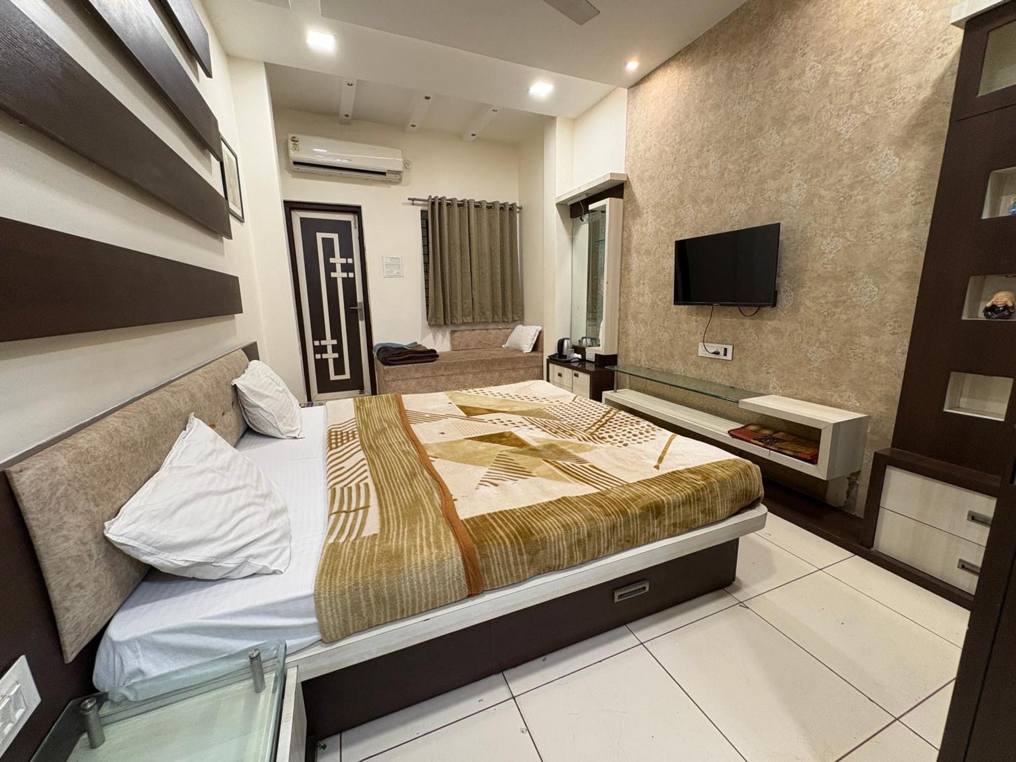 Hotel Anantshree Ujjain Exterior foto